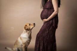 Creative Maternity Shoot with Pet
