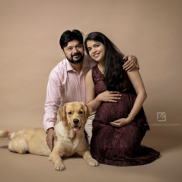 Maternity Shoot with Pet Dog