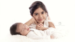 Newborn Photo Shoot with Sibling